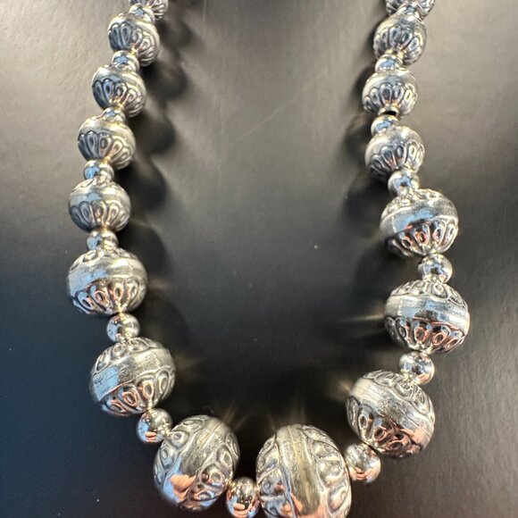 ✨ 26” Sterling Silver 925 Beaded Necklace – Ornate Handcrafted Design - Picture 2 of 3